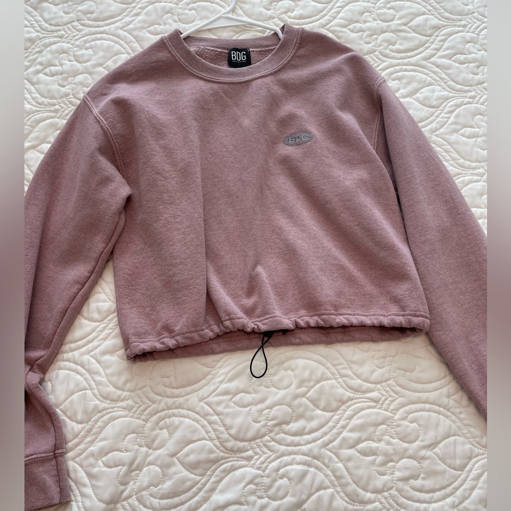 BDG cropped sweatshirt size Small
